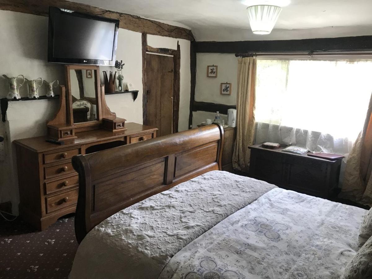 The Chequers Inn Smarden Экстерьер фото